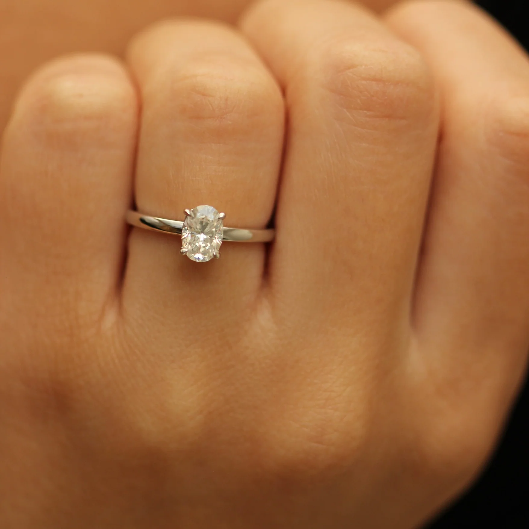 Geneva 1 Ct Oval Moissanite Ring - Image 4