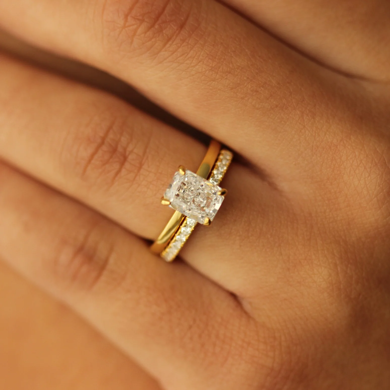 18k Half Eternity Pavé Gold Ring 1.8mm - Image 4