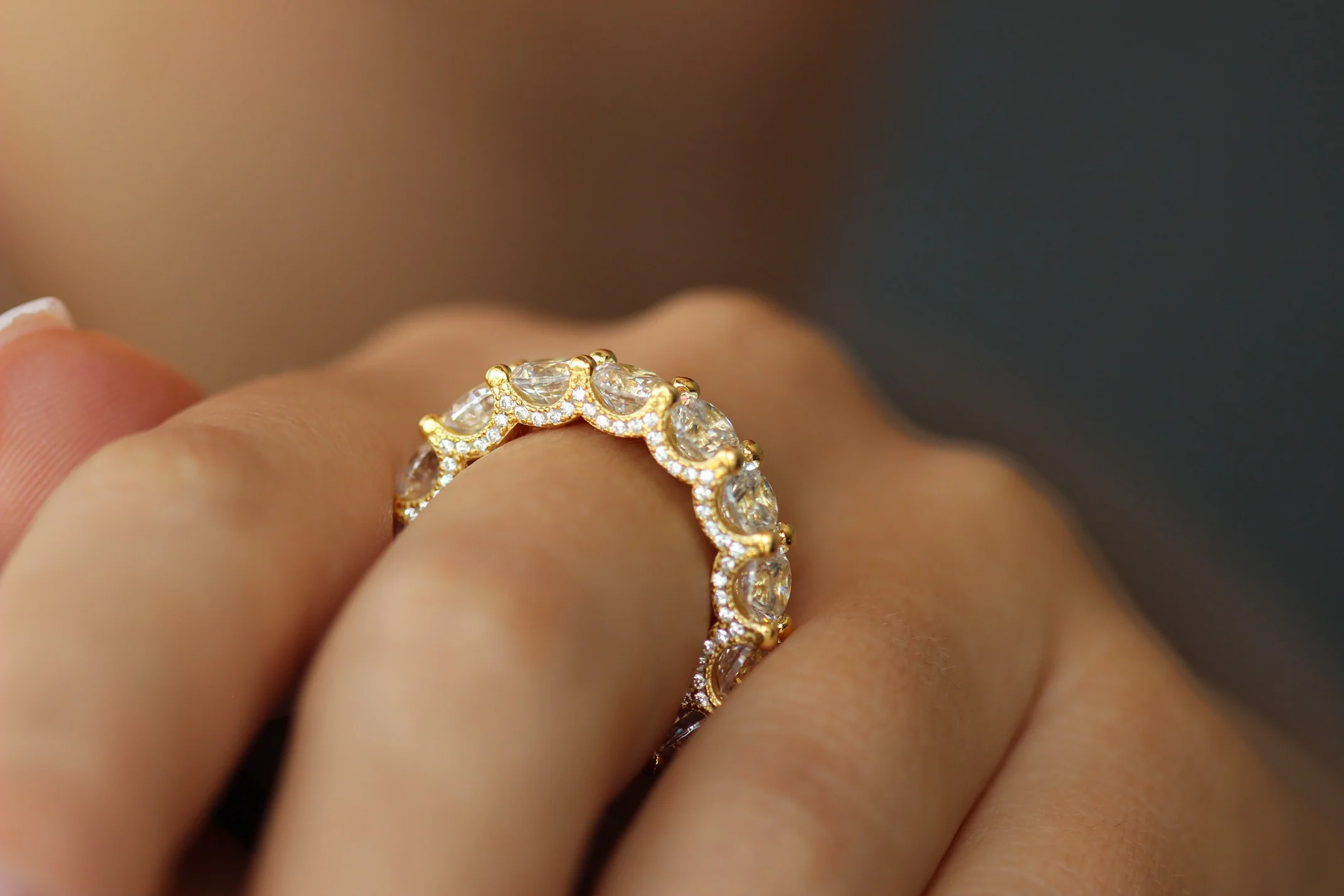 Hamptons Eternity Ring - Gold - Image 3