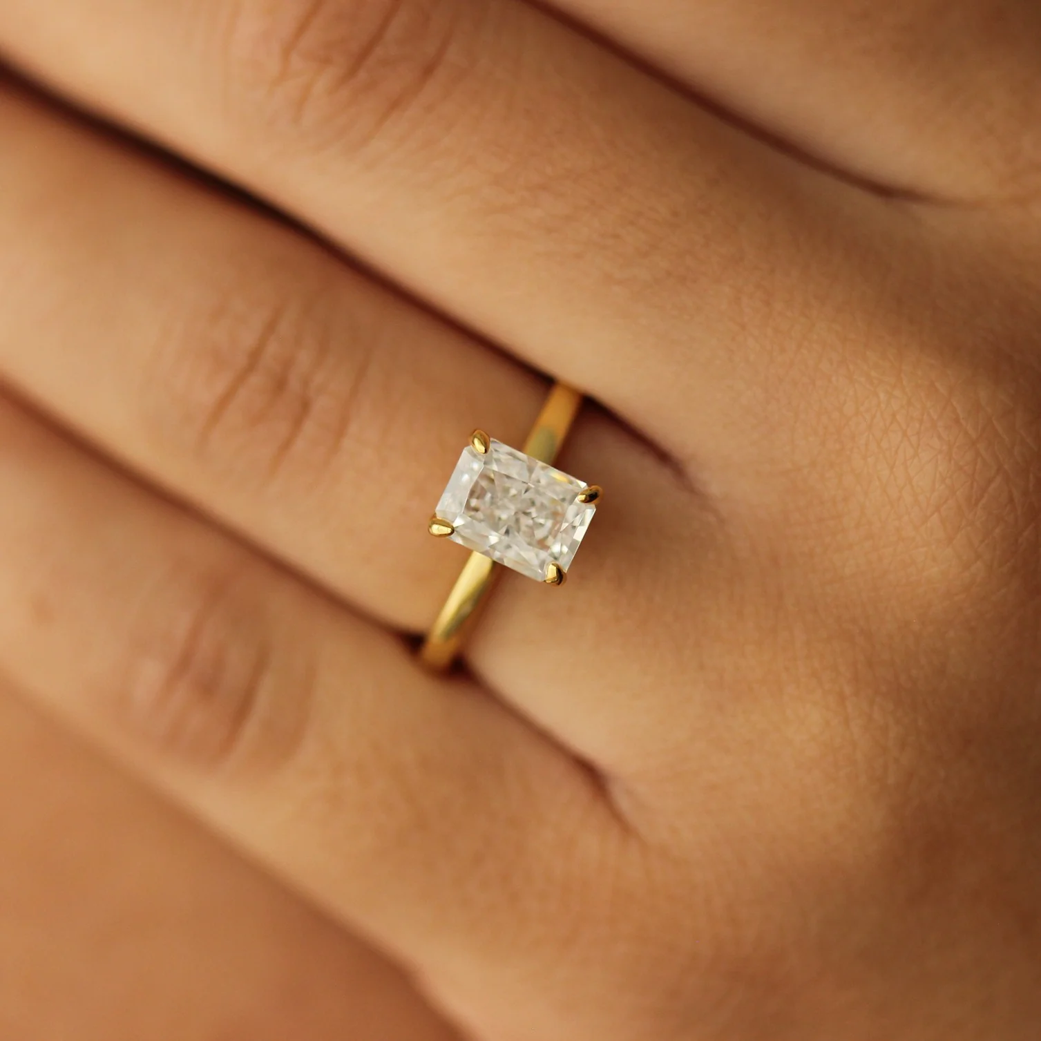 Melbourne Rectangle Ring - Gold - Image 3