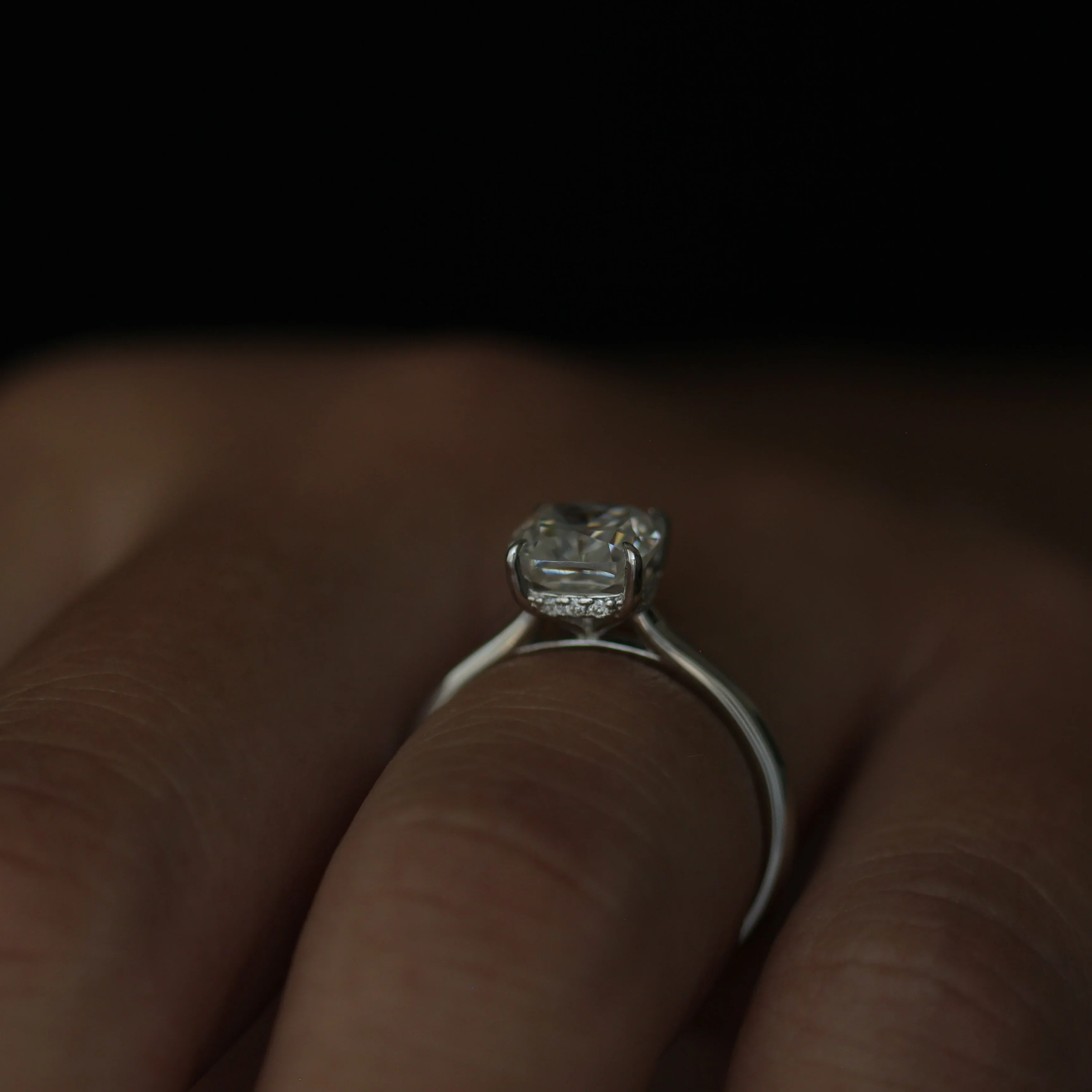 Palermo 2 Ct Cushion Moissanite Ring - Image 4