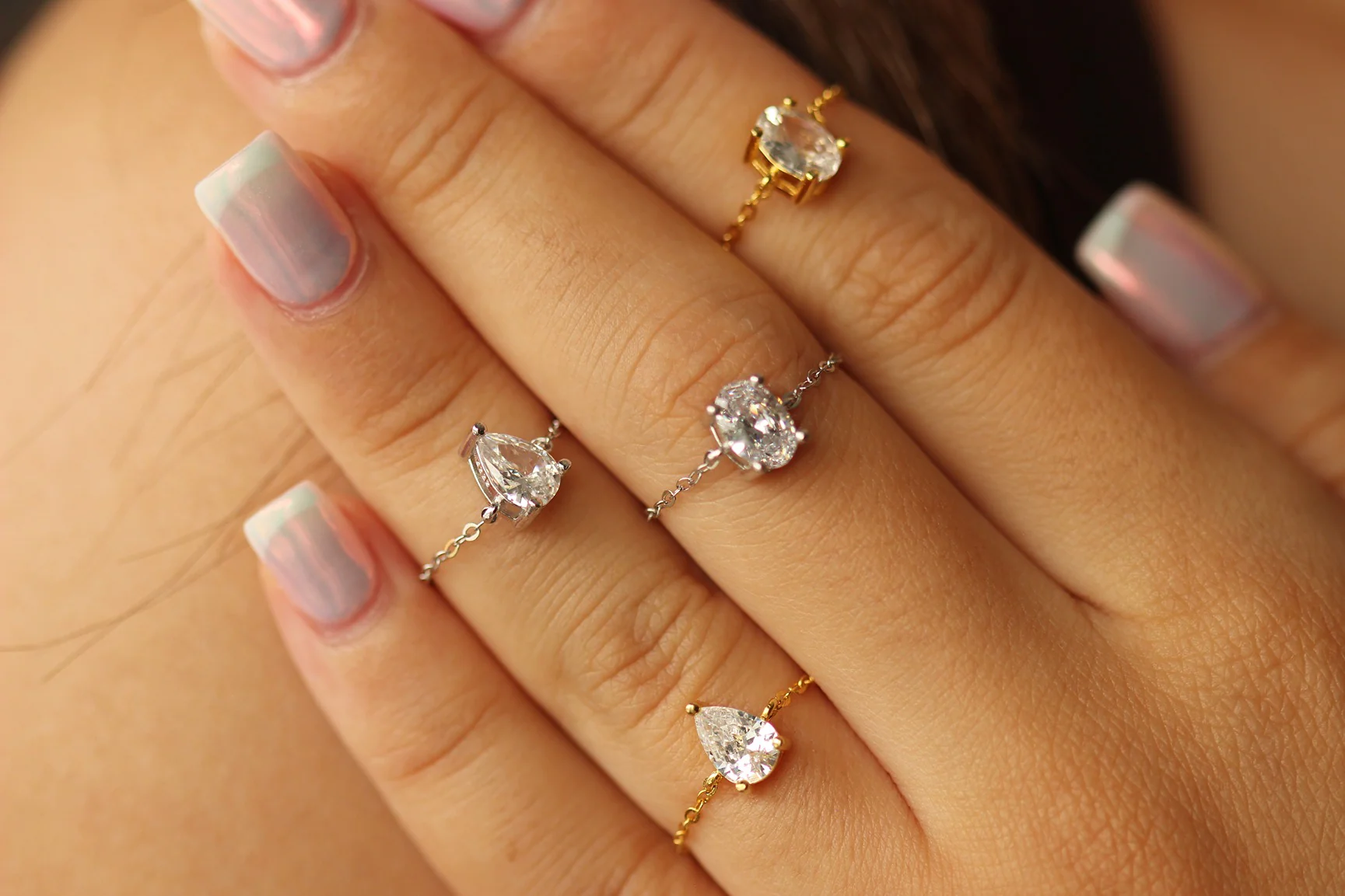 Oval Adjustable Gold Ring - Image 3