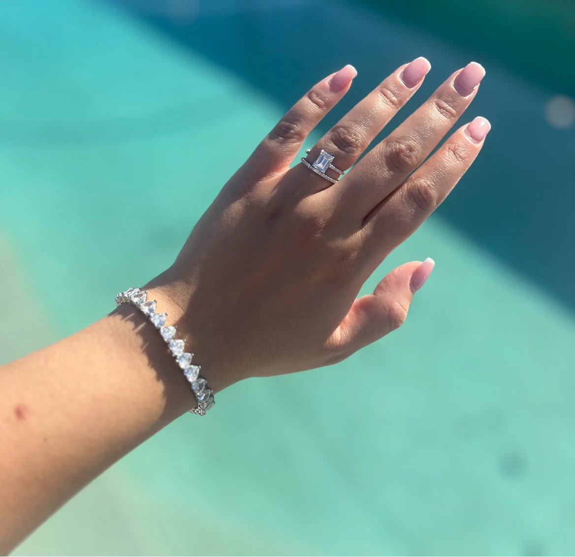 Porto Emerald Ring - Image 3